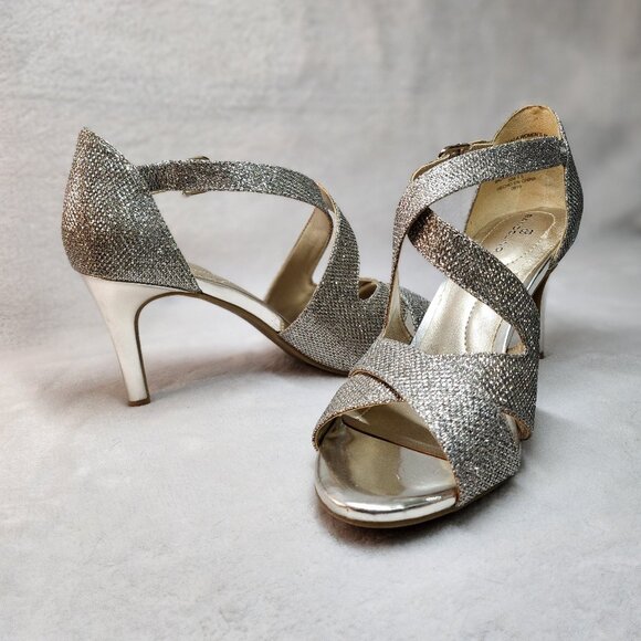 *New Low Price!* Silver Bandolino Jerogoa 2 Heeled Sandals - Picture 9 of 13